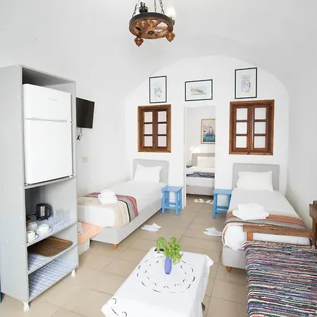 Guest house Edem Fira (Santorini)